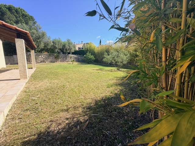 Maison à vendre  - 5 pièce(s) - 130m2 - Montmirat (30260)