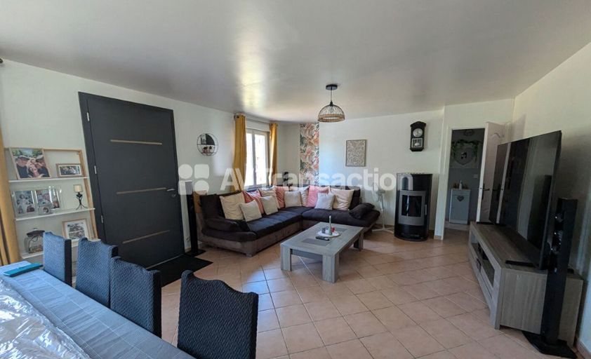 Maison à vendre  - 7 pièce(s) - 118m2 - Vaiges (53480)