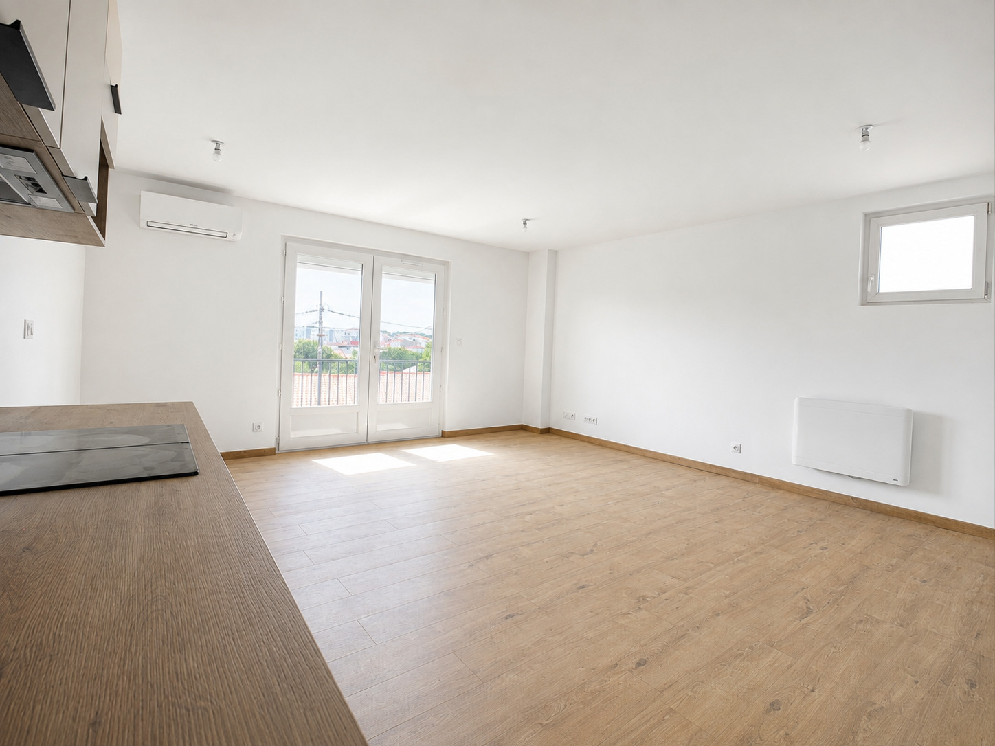 Appartement rénové à vendre  - 2 pièce(s) - 46.6m2 - Royan (17200)