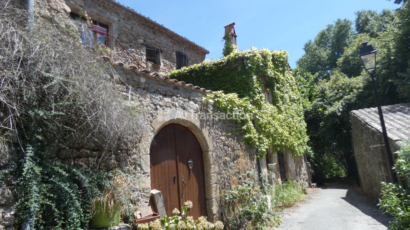 Maison de hameau à vendre  - 8 pièce(s) - 218.42m2 - Monoblet (30170)