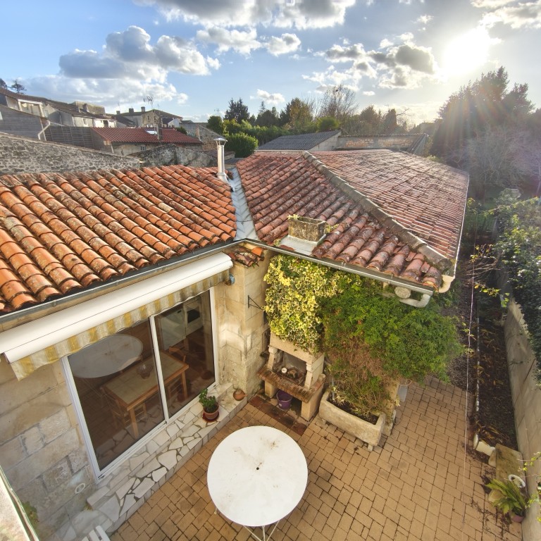 En centre-ville de PONS