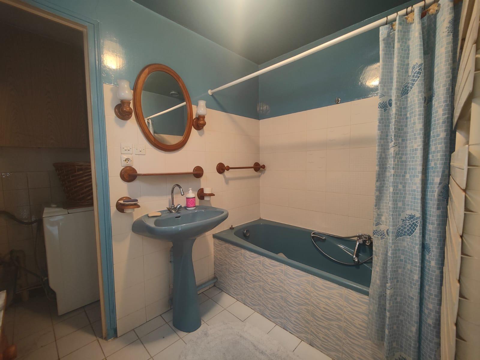 Maison à vendre  - 3 pièce(s) - 65.58m2 - Nîmes (30000)