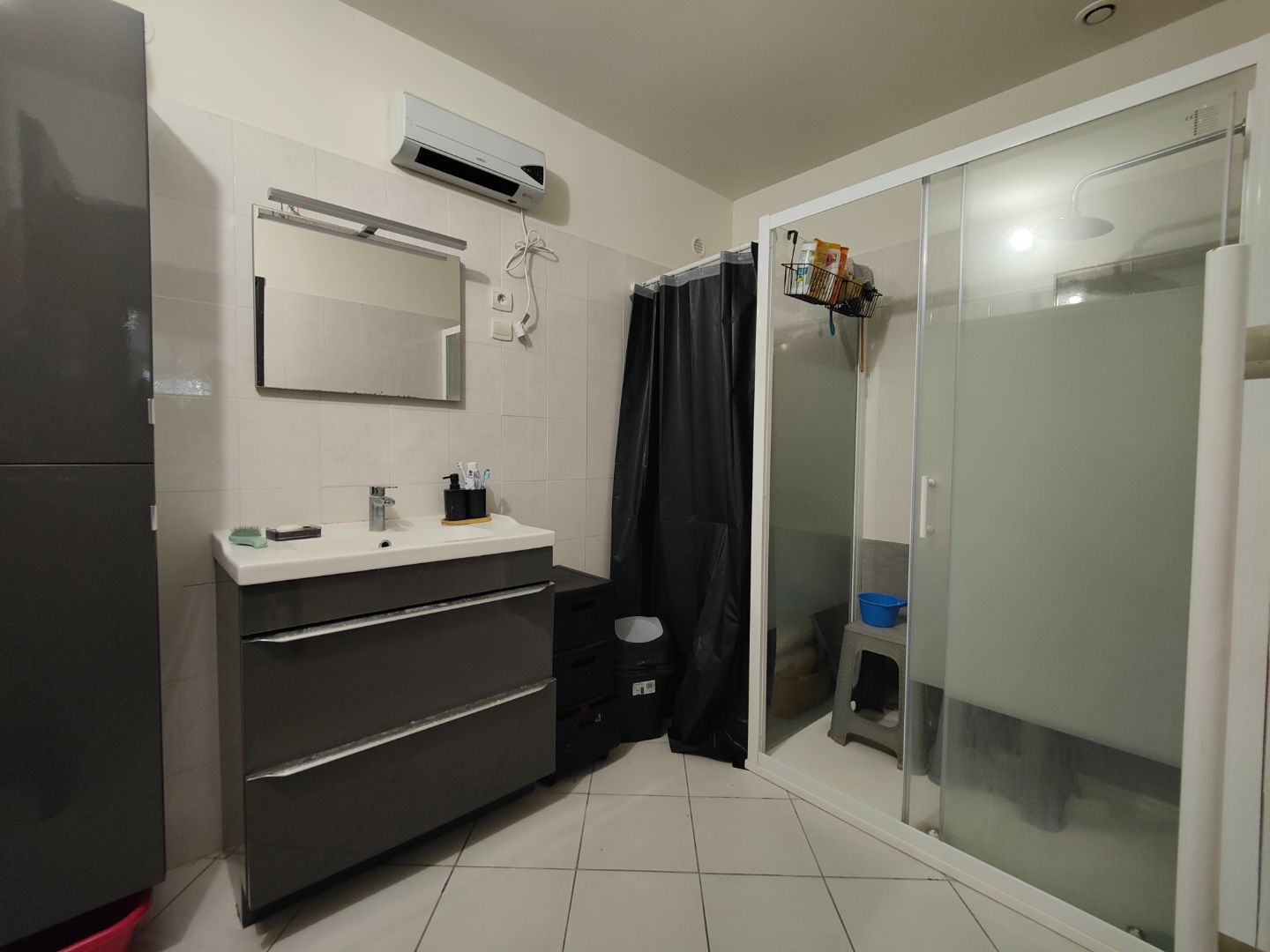 Appartement rénové à vendre  - 1 pièce(s) - 45.96m2 - Bouillargues (30230)