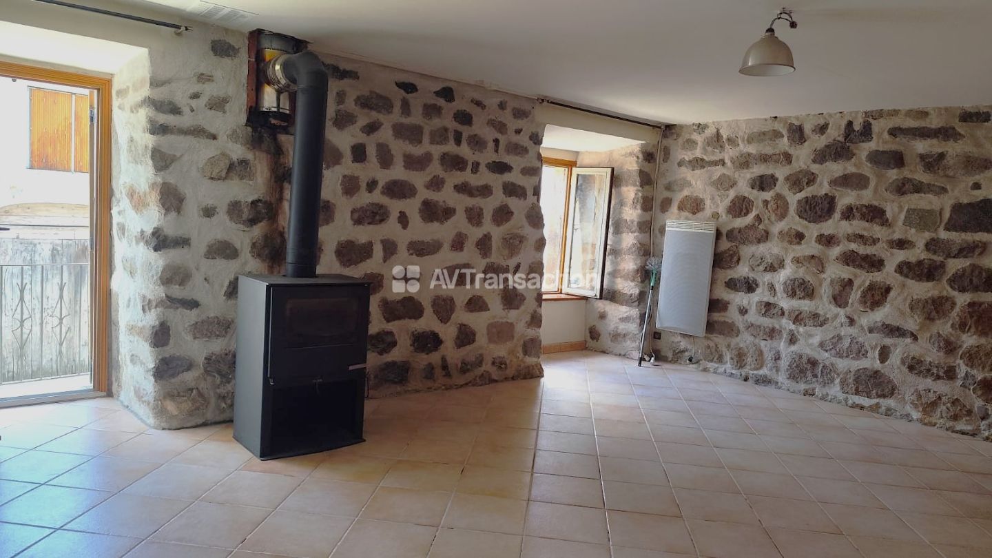 Maison de hameau à vendre  - 4 pièce(s) - 110m2 - Jaujac (07380)
