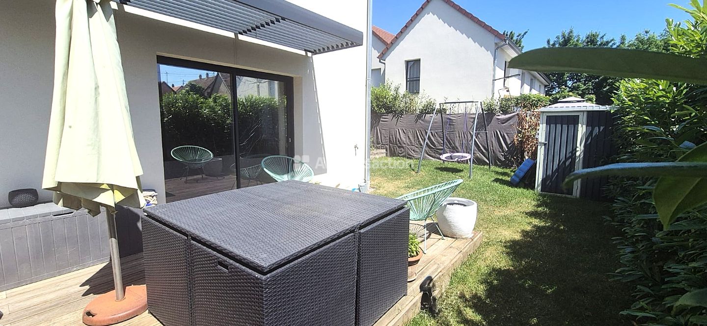 Maison à vendre  - 4 pièce(s) - 94m2 - Plobsheim (67115)
