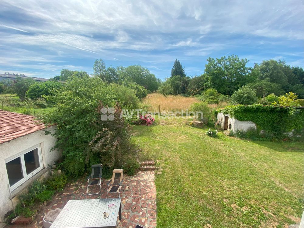 MAZERULLES-165m²-5 CHAMBRES-4000m² DE TERRAIN-GARAGE 