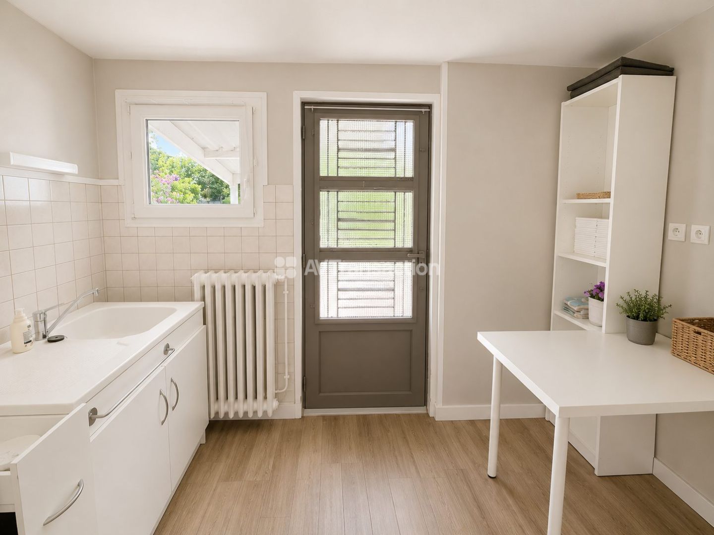 NANTERRE - LIMITE SURESNES - MAISON + DEPENDANCE - TERRAIN 424m²