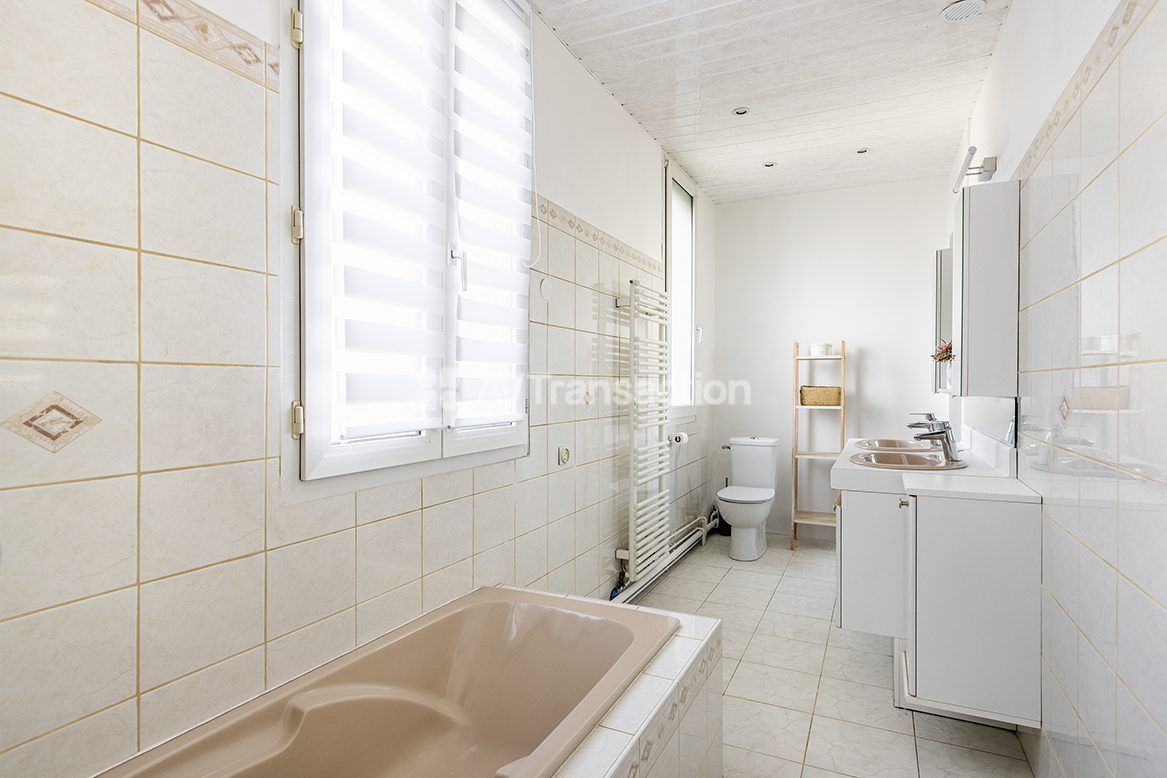 NANTERRE - LIMITE SURESNES - MAISON + DEPENDANCE - TERRAIN 424m²