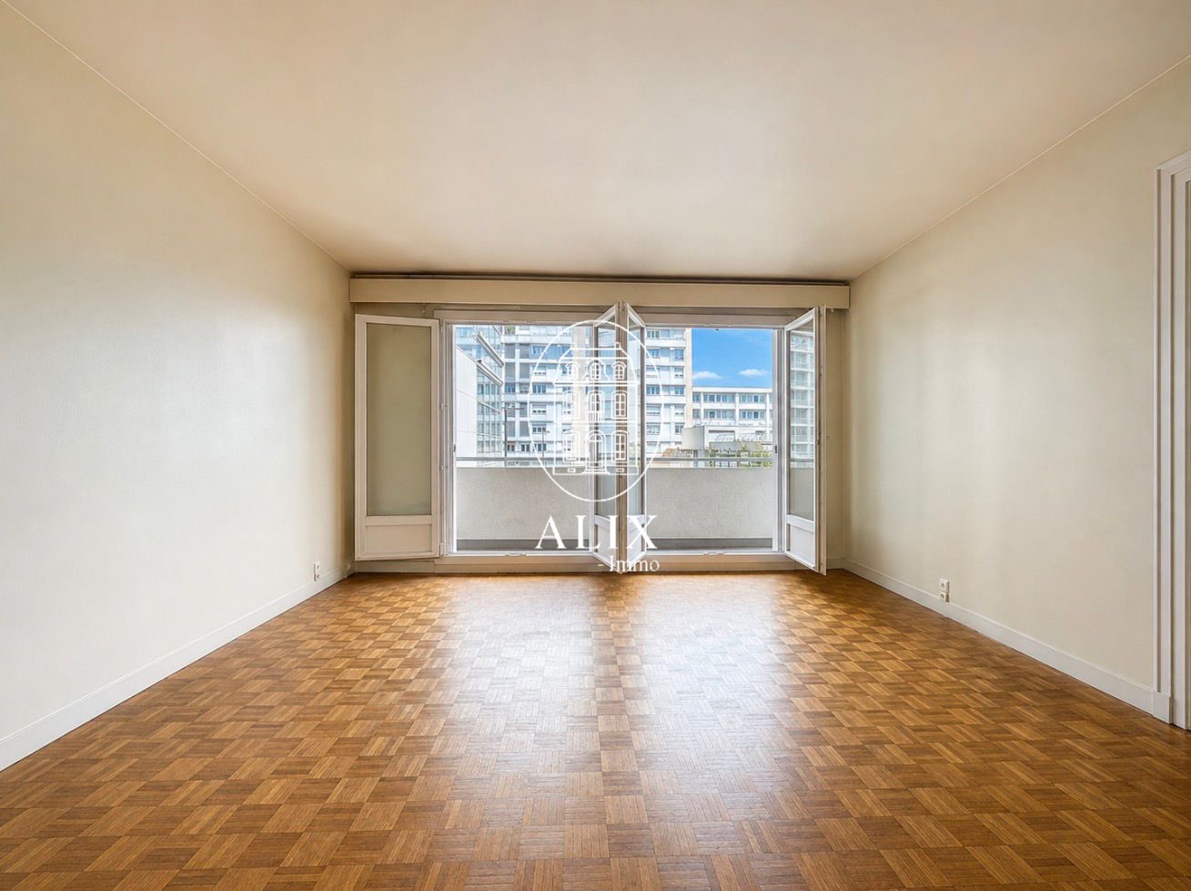 MAIRIE DE LEVALLOIS - 75M² - 4 PIECES - 2 BALCONS - 