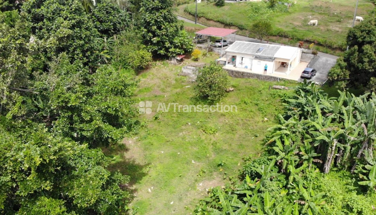 SAINTE MARIE PROPRIETE T4 SUR 4600M²