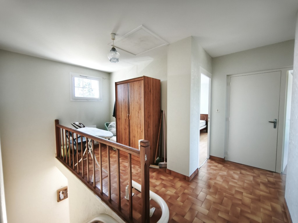 GÉMOZAC – Maison familiale avec jardin et garage