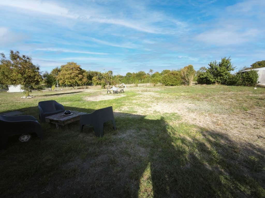 MONTILS – Pavillon plain-pied 4 chambres – Terrain de 1 750 m²