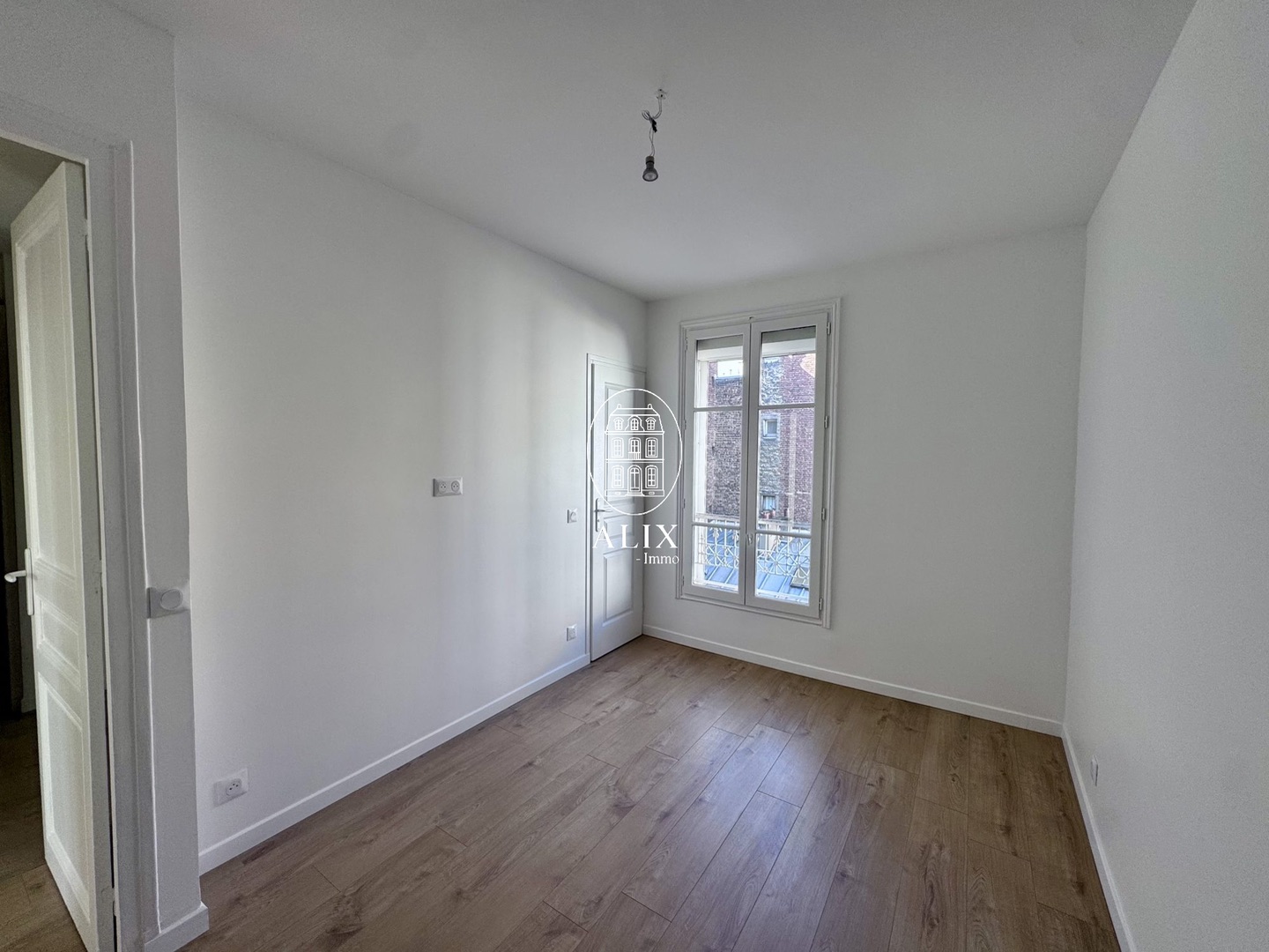 Appartement à vendre  - 2 pièce(s) - 31m2 - Saint-ouen-sur-seine (93400)