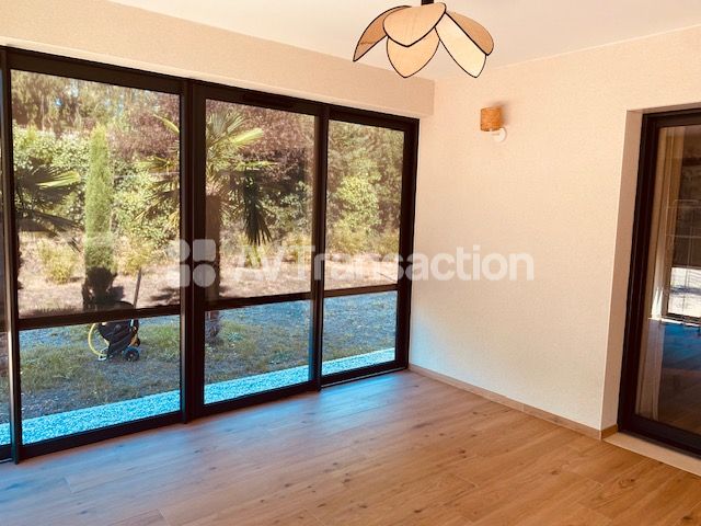 Maison à vendre  - 7 pièce(s) - 150m2 - La Couronne (16400)