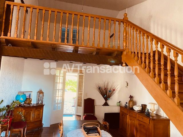 Maison à vendre  - 7 pièce(s) - 146m2 - Barbezieux-saint-hilaire (16300)