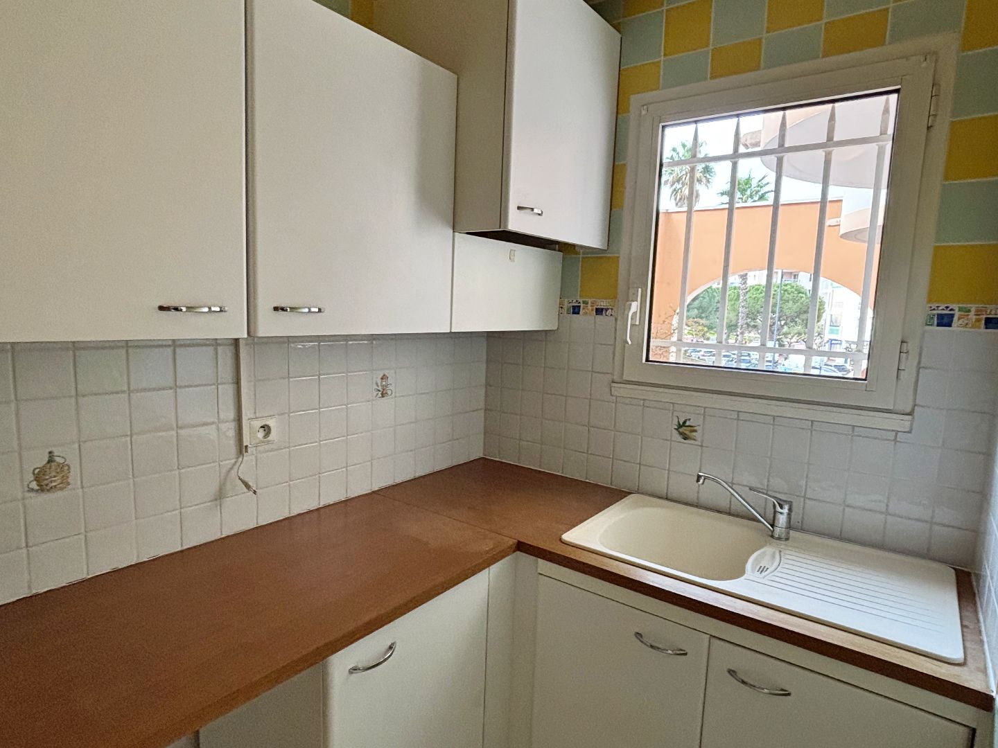 Appartement à vendre  - 3 pièce(s) - 57m2 - Fréjus (83600)