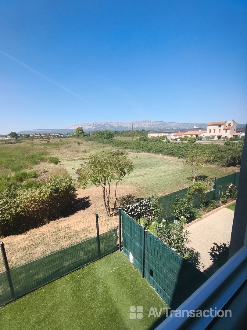 T3 Duplex, Terrasse, Beaux volumes au calme ! 
