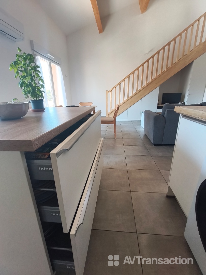 T3 Duplex, Terrasse, Beaux volumes au calme ! 