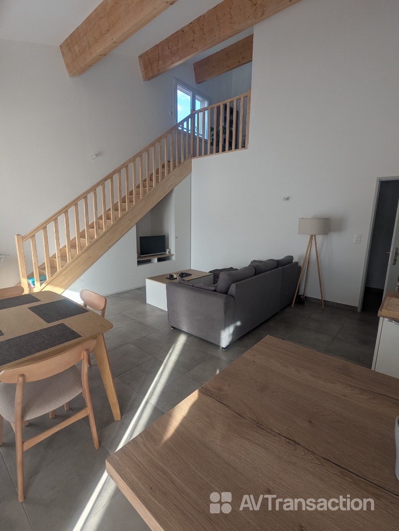 Appartement à vendre  - 3 pièce(s) - 74.5m2 - Trets (13530)