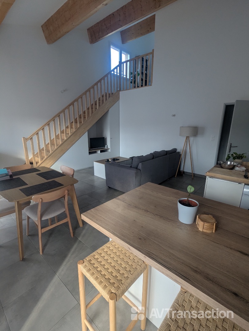 Appartement à vendre  - 3 pièce(s) - 74.5m2 - Trets (13530)