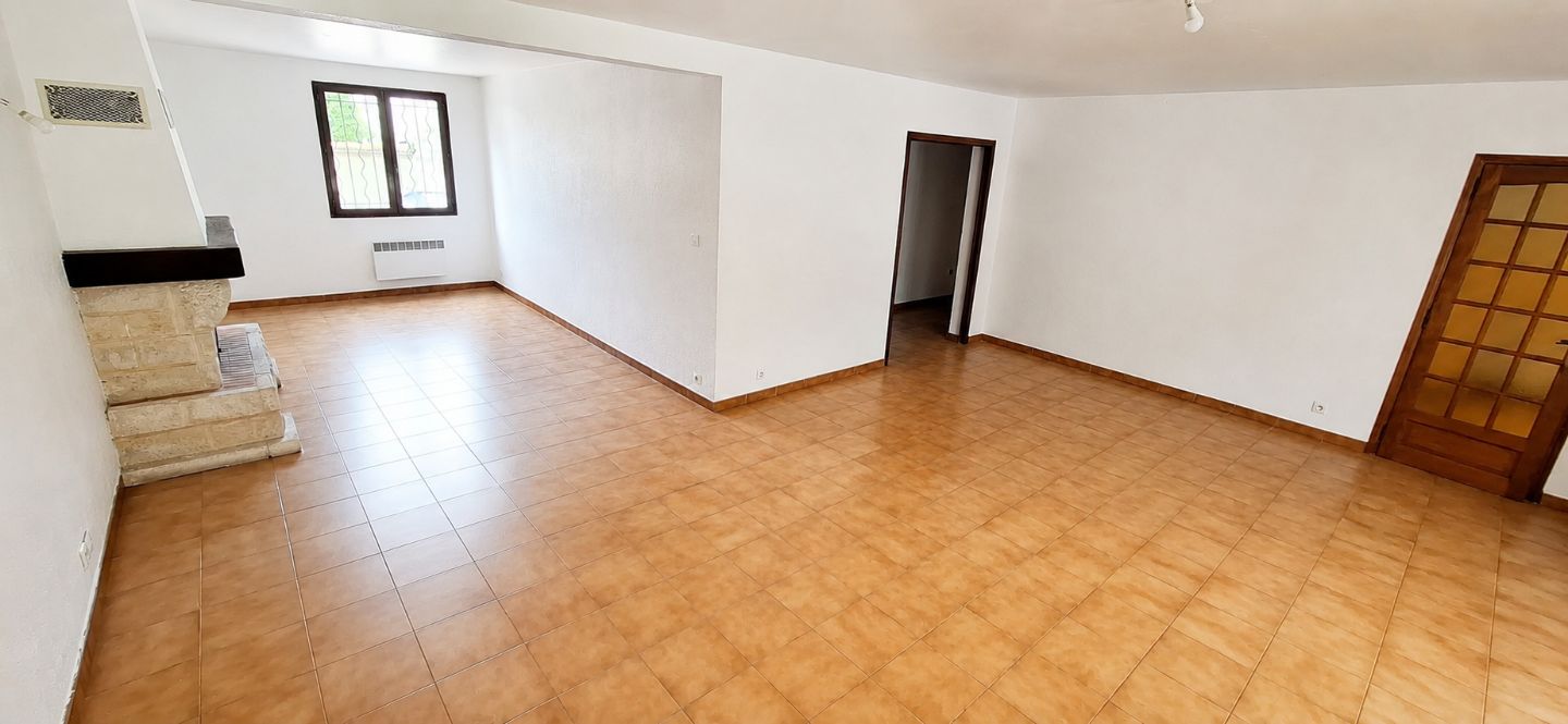 Maison à vendre  - 7 pièce(s) - 200m2 - Saint-cyr-sur-mer (83270)