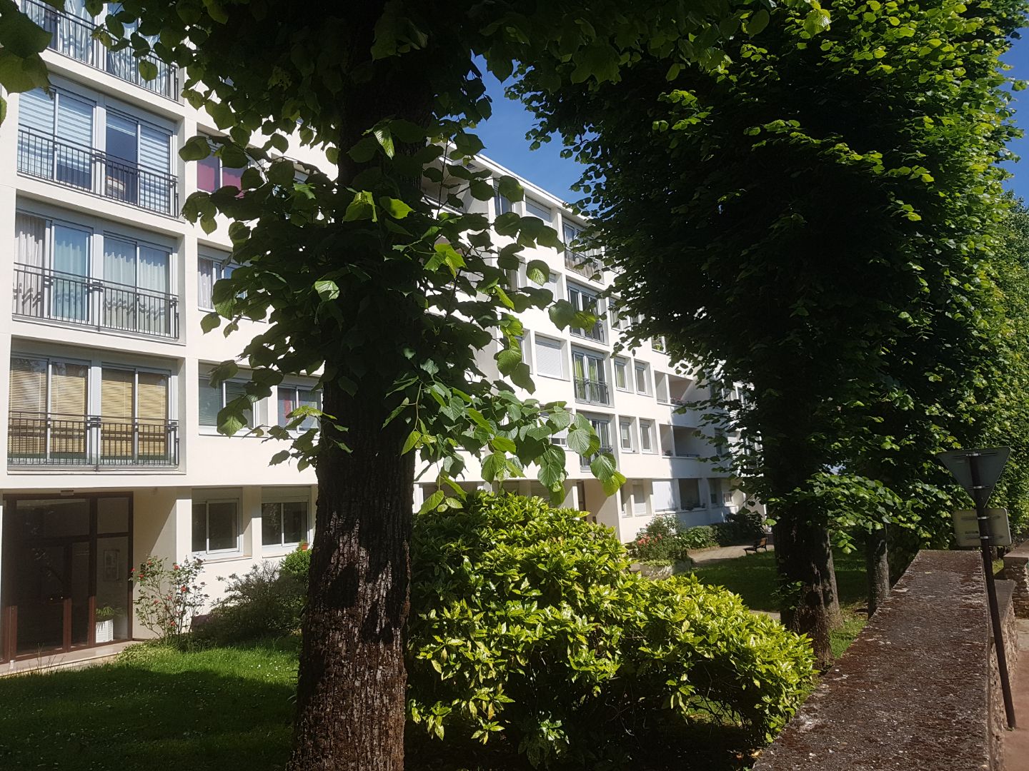 APT F3 + BALCON +PK + CAVE - 63 m² - MARLY LE ROI CENTRE VILLAGE