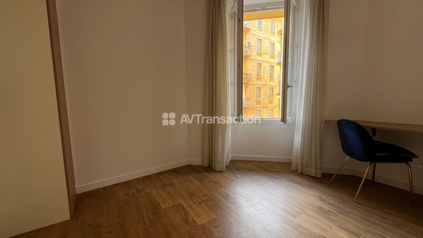 Appartement rénové à vendre  - 1 pièce(s) - 28m2 - Ajaccio (20000)