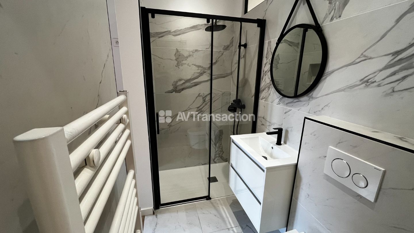 Appartement rénové à vendre  - 1 pièce(s) - 28m2 - Ajaccio (20000)