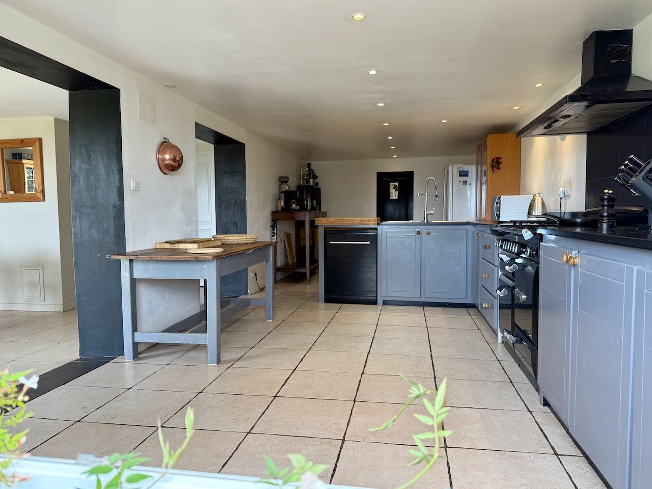 Maison à vendre  - 6 pièce(s) - 250m2 - Caunes-minervois (11160)