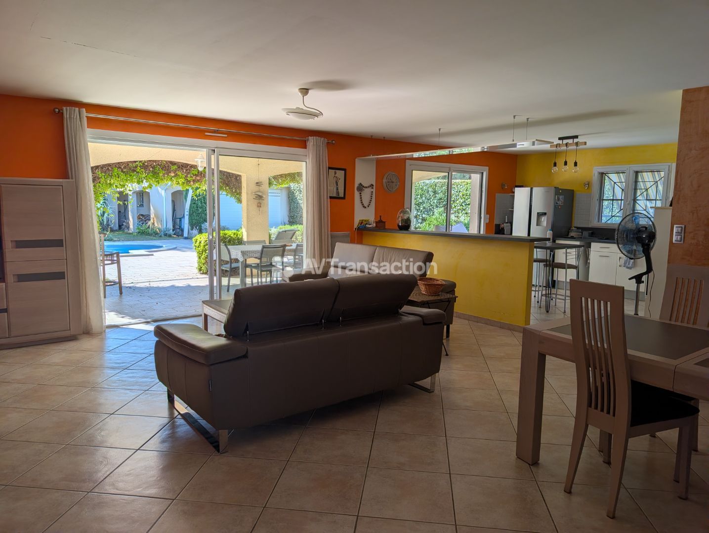 Maison à vendre  - 7 pièce(s) - 176m2 - Izon (33450)