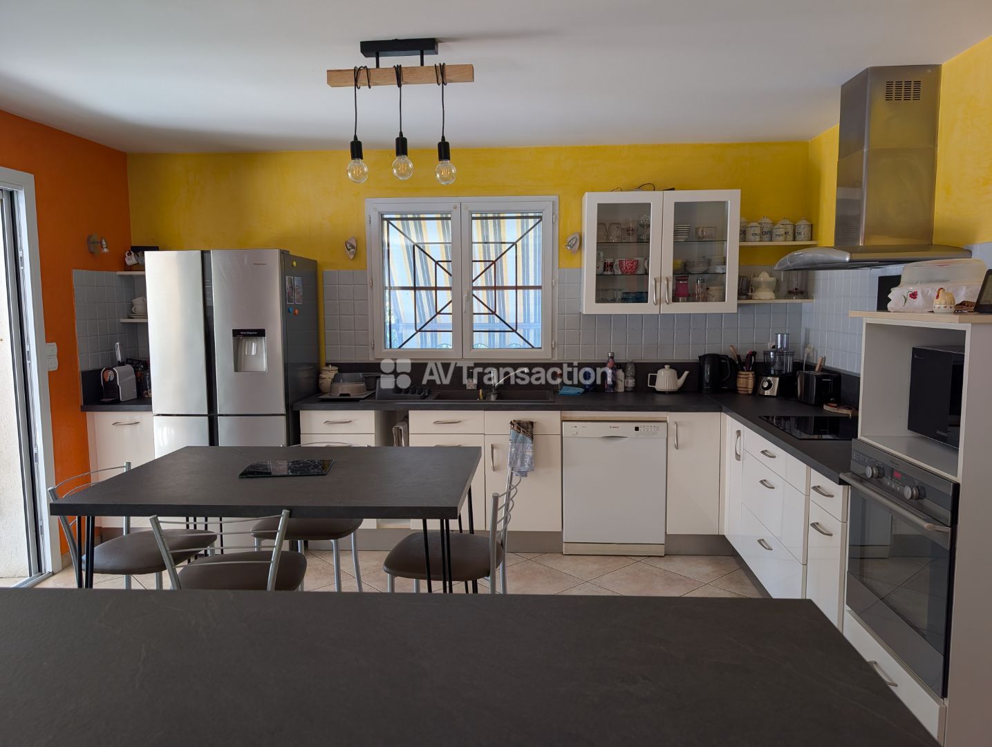 Maison à vendre  - 7 pièce(s) - 176m2 - Izon (33450)