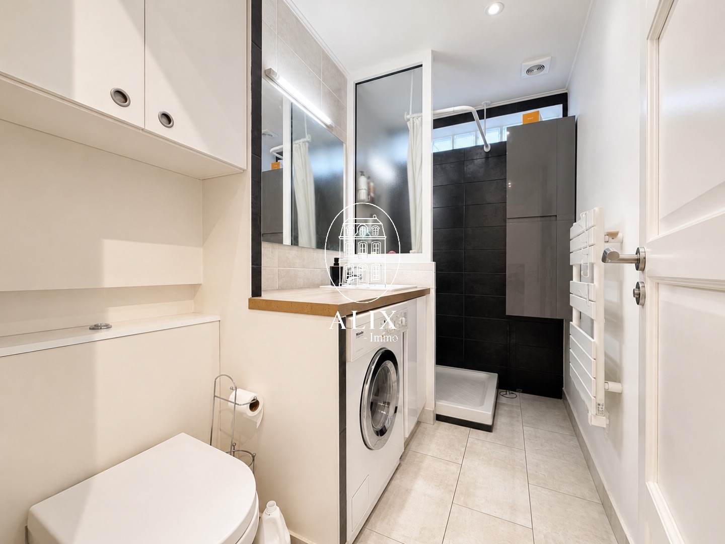 Appartement à vendre  - 1 pièce(s) - 28m2 - Courbevoie (92400)