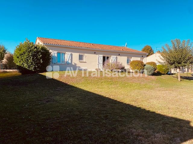 Maison à vendre  - 5 pièce(s) - 104m2 - Barbezieux-saint-hilaire (16300)