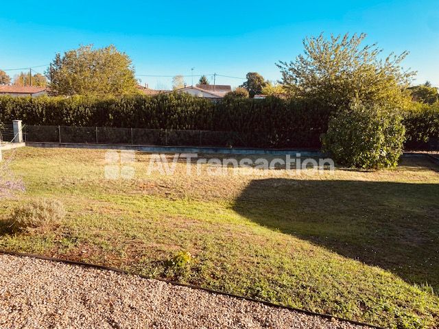 Maison à vendre  - 5 pièce(s) - 104m2 - Barbezieux-saint-hilaire (16300)