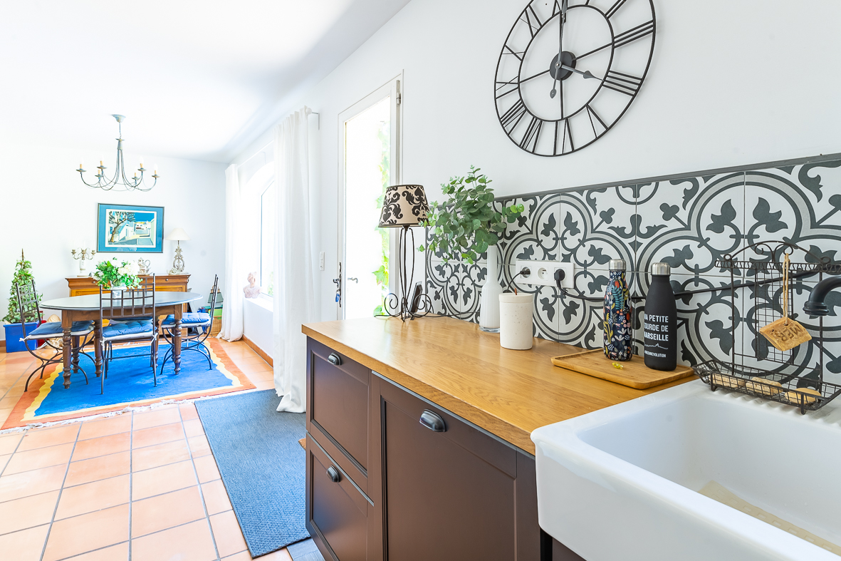 🏡 LA CADIÈRE-D’AZUR – ÉLÉGANTE PROPRIÉTÉ AVEC PISCINE