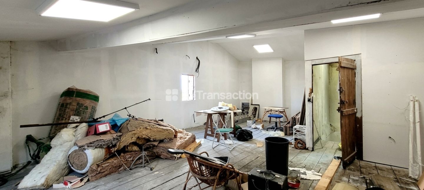 33500 LIBOURNE-IMMEUBLE EN PIERRES A RENOVER-360M² SUR 3 ETAGES