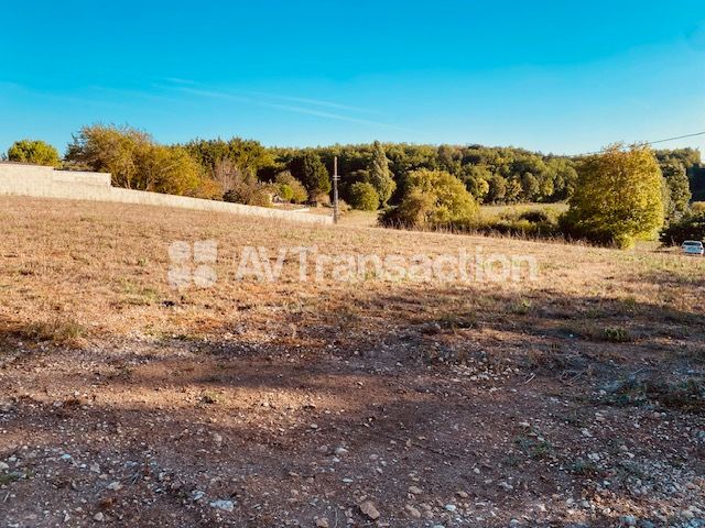 Terrain constructible à vendre  - 1740m2 - Châteauneuf-sur-charente (16120)