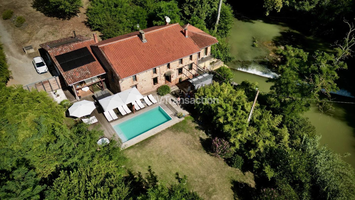 Ancien moulin de 411 m² avec piscine - Montesquieu-Volvestre (31