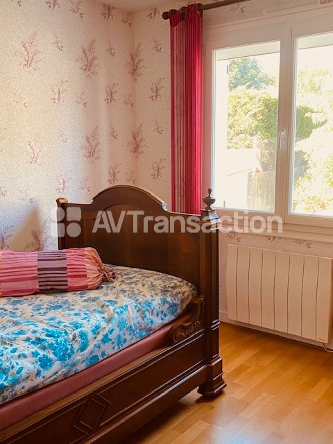 Maison avec sous sol aménagé 5 chambres Chateauneuf sur Chte