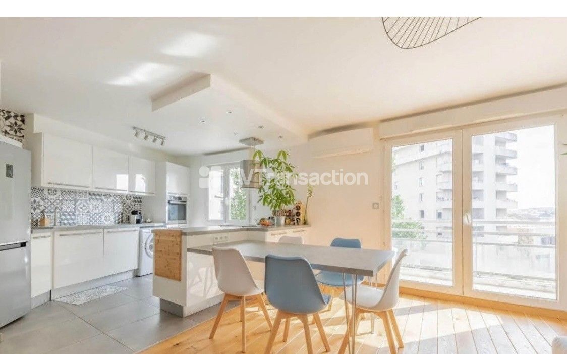 Appartement à vendre  - 3 pièce(s) - 68m2 - Villeurbanne (69100)
