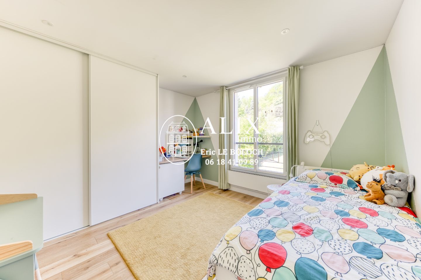 MAISON COMME NEUVE (2023) – Posez vos valises !