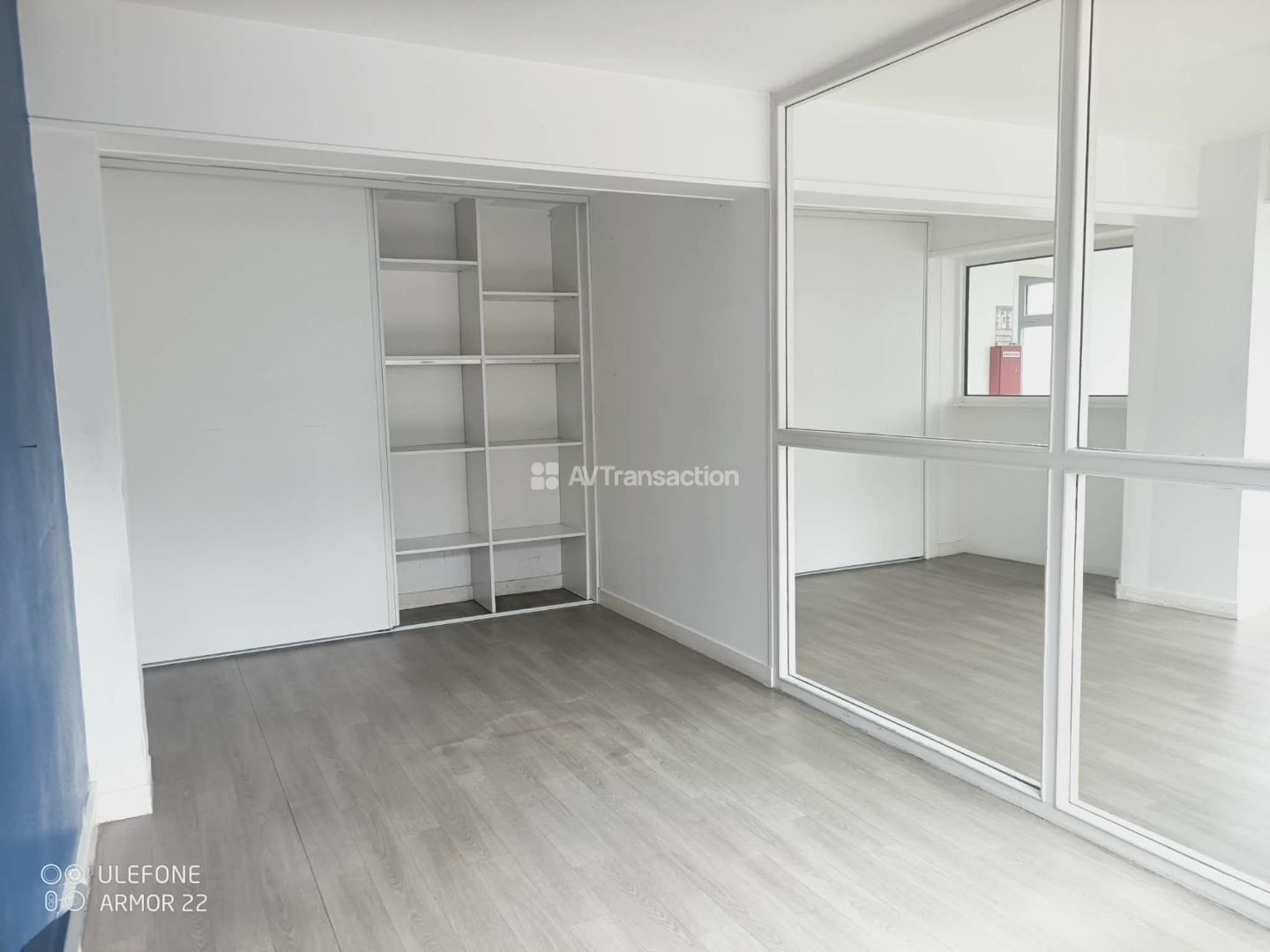 Local commercial à vendre  - 4 pièce(s) - 62m2 - Châteauneuf-du-faou (29520)