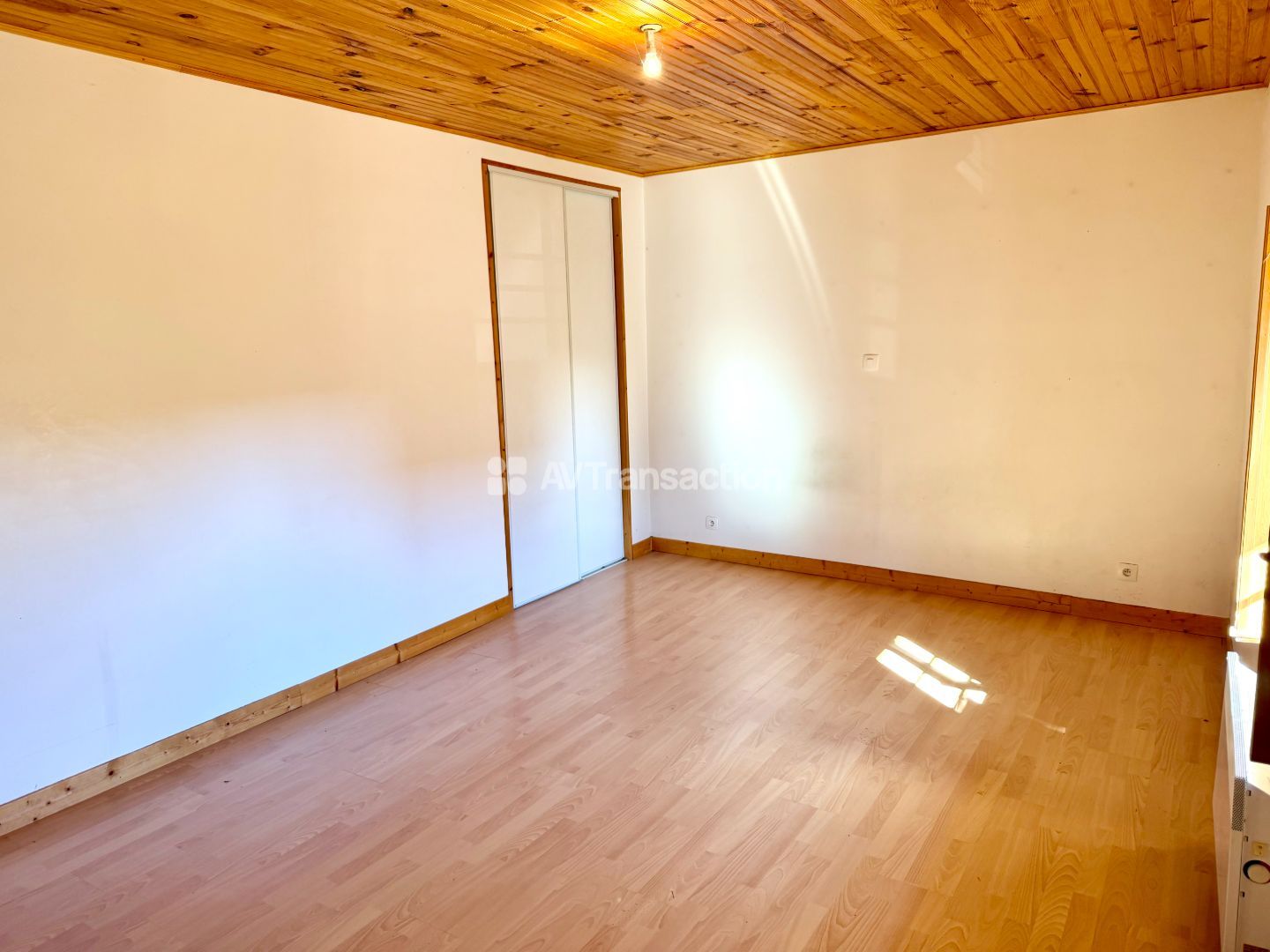 Maison de village à vendre  - 3 pièce(s) - 70m2 - Peyzieu (01300)