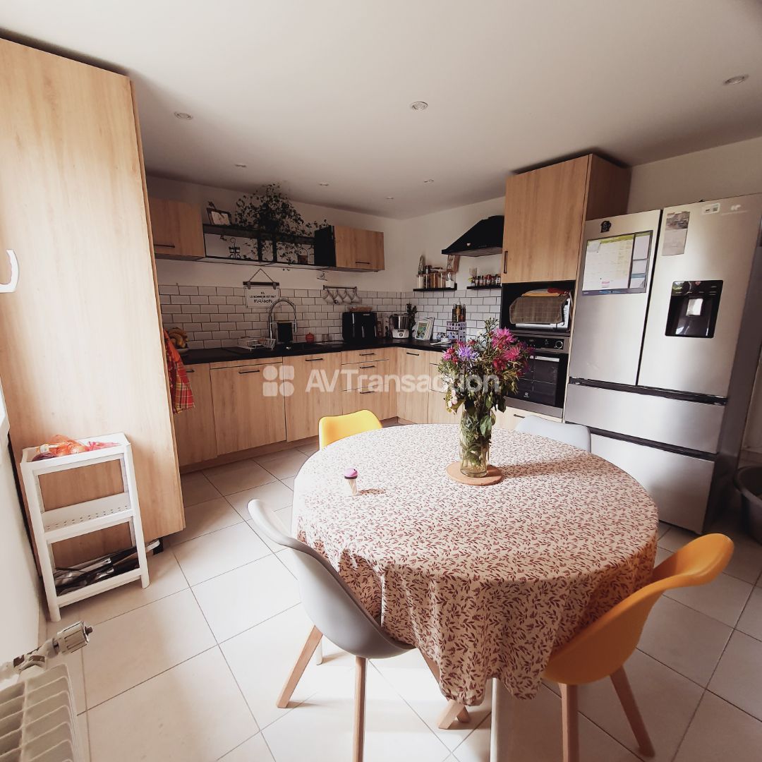 Maison à vendre  - 7 pièce(s) - 170m2 - Pont-saint-pierre (27360)