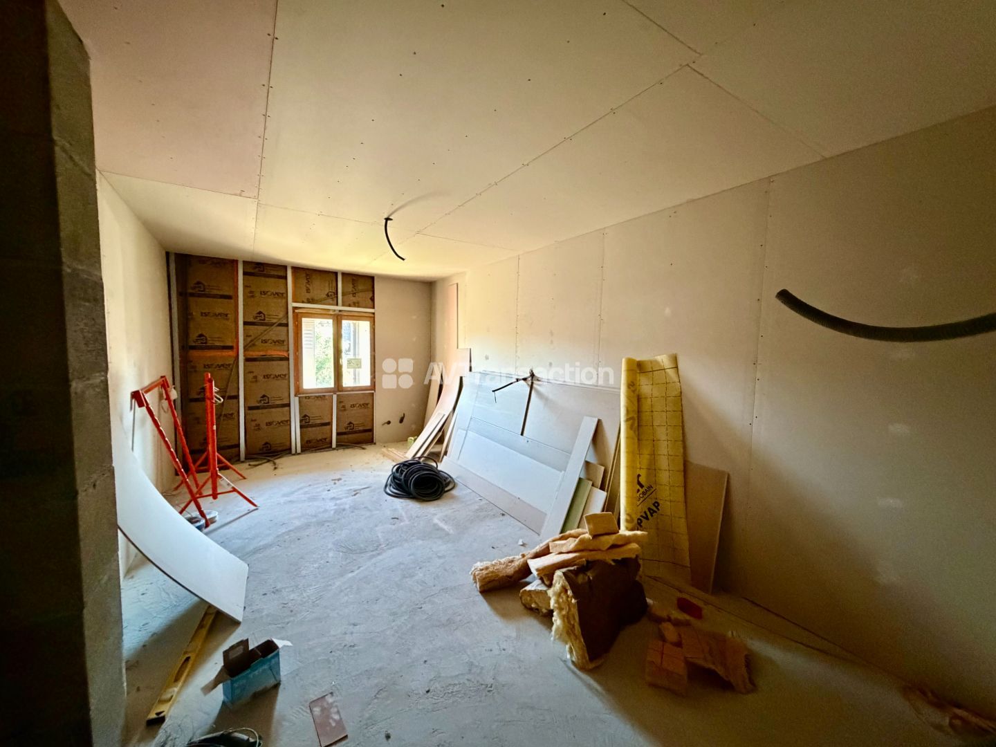 Maison à rénover à vendre  - 5 pièce(s) - 150m2 - Peyzieu (01300)
