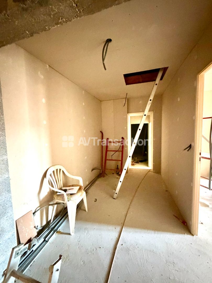 Maison à rénover à vendre  - 5 pièce(s) - 150m2 - Peyzieu (01300)