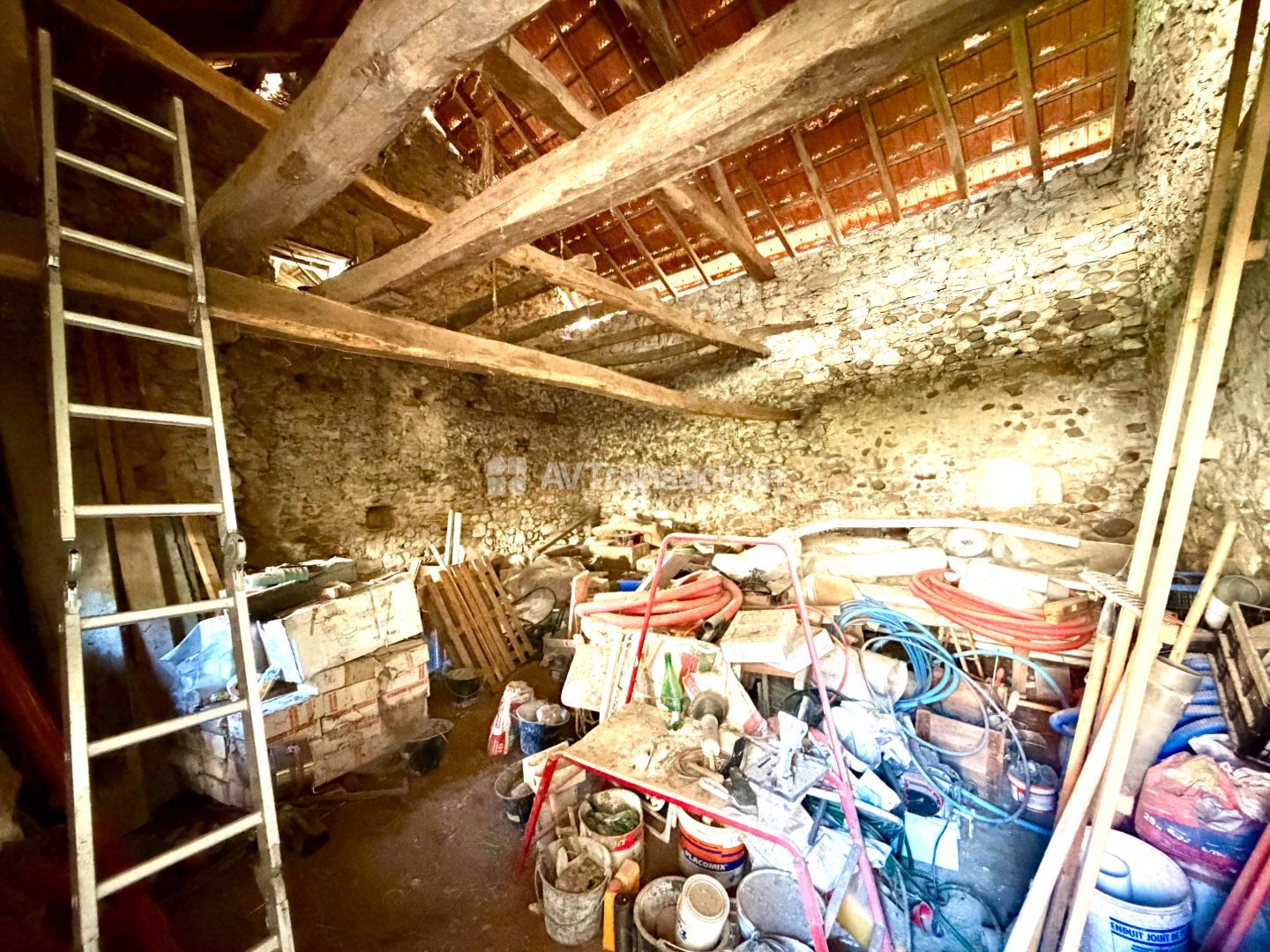 Corps de ferme à vendre  - 1 pièce(s) - 102m2 - Peyzieu (01300)