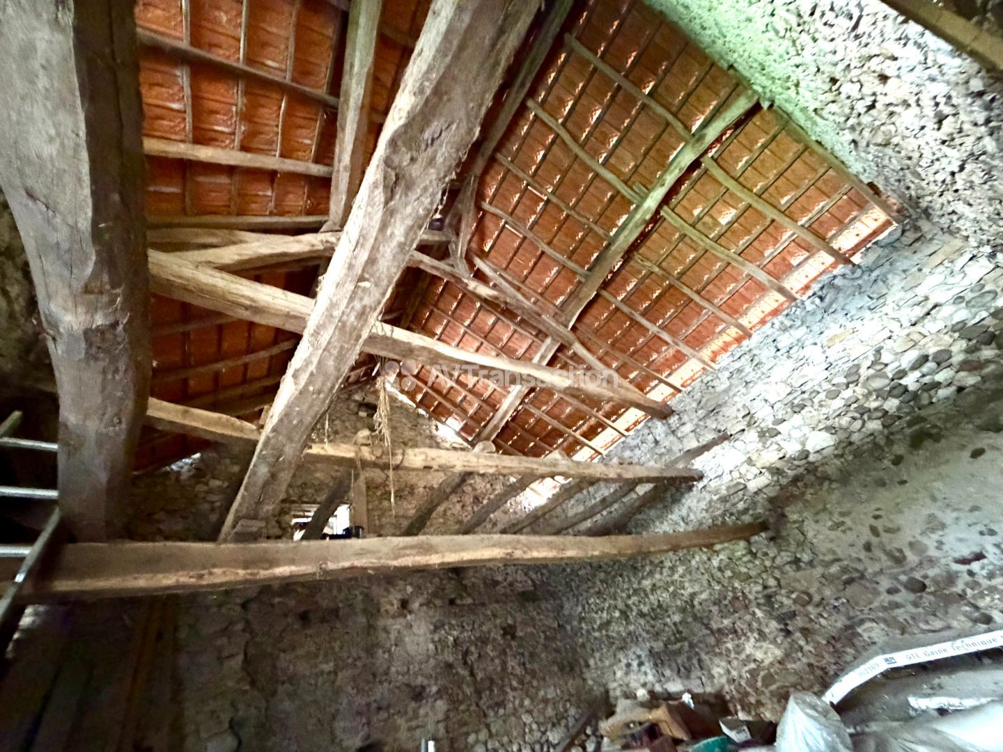Corps de ferme à vendre  - 1 pièce(s) - 102m2 - Peyzieu (01300)