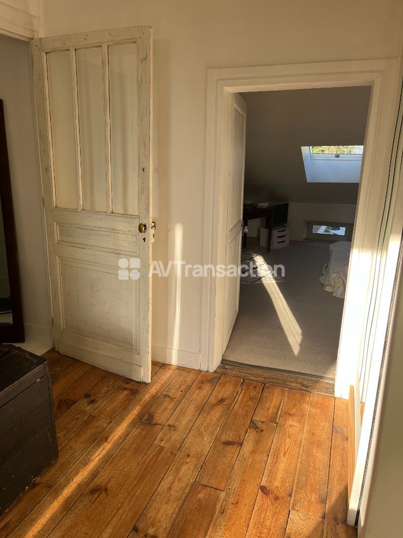 Maison de ville pleine de charme 84m2 Proche Aubeterre