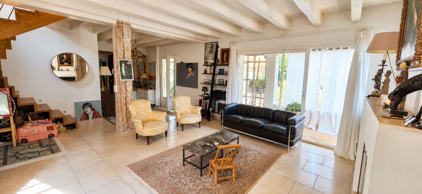 À vendre – Maison de charme à Saint-Cyr-sur-Mer.